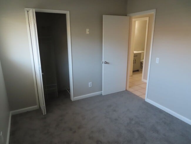 Building Photo - Four Bedroom Home in Oceanside
