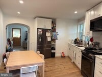 Building Photo - 2211 Observatory Pl NW