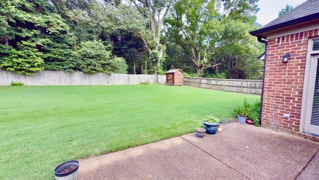 Building Photo - 4792 White Pass Dr