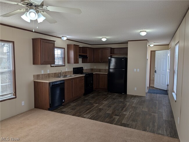 Building Photo - 230 Cedar Brook Dr