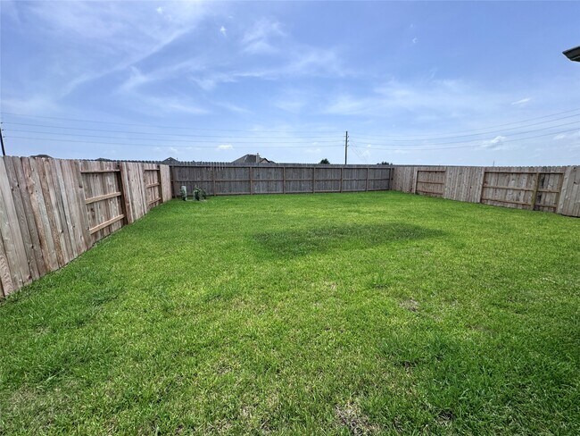 Building Photo - 6254 Brazos Trl Dr