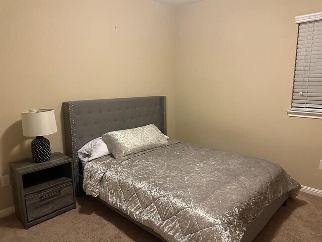 Building Photo - 16213 Cantania Cove