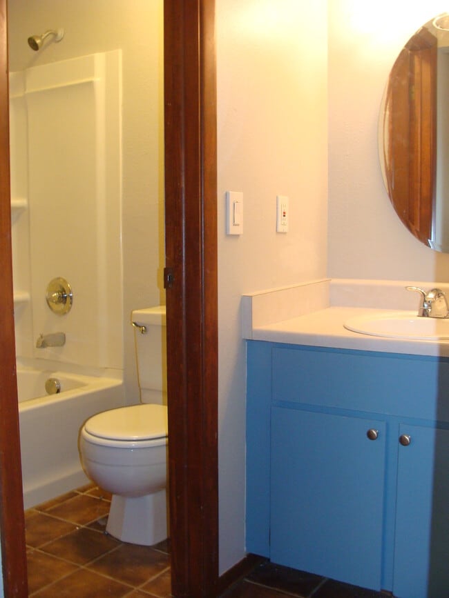 Building Photo - 414 W Beaver Creek Blvd