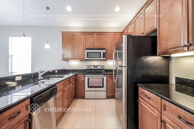 Building Photo - 521 Hibiscus Cove Dr