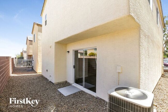 Building Photo - 10436 Coyote Cub Ave
