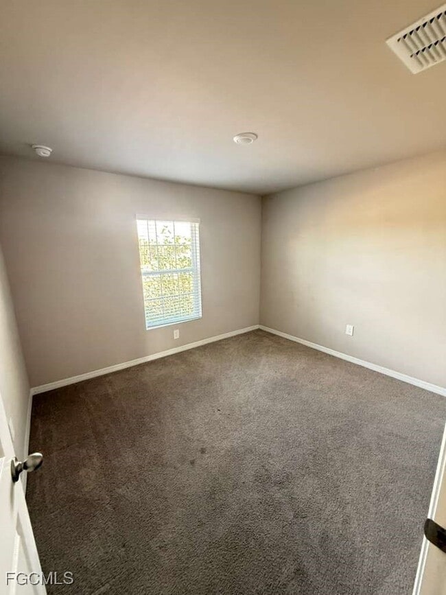 Building Photo - 3003 Lady Ln