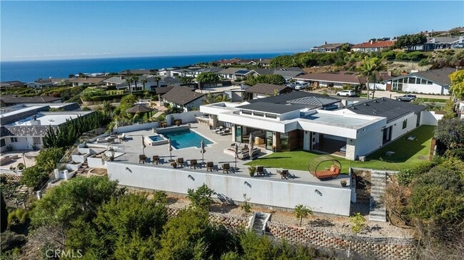 Building Photo - 32492 Azores Rd