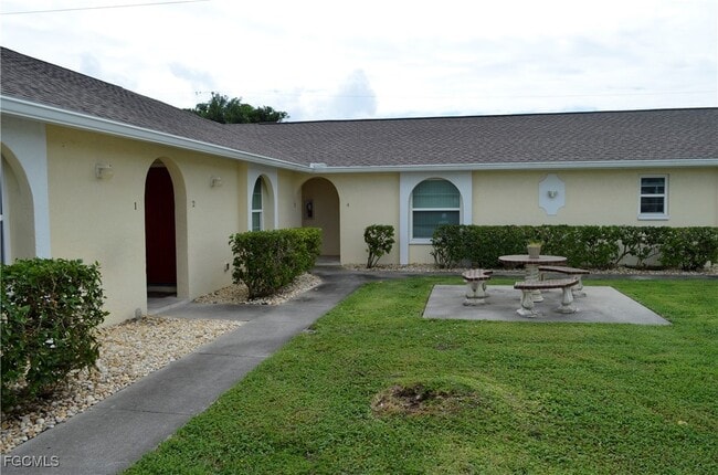 Building Photo - 906 SW 47th Terrace