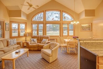 Building Photo - 4 Jack O'Lantern Dr