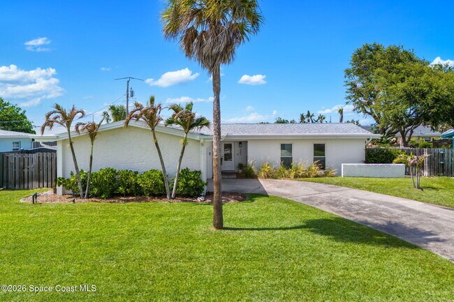 Building Photo - 440 Coconut Dr
