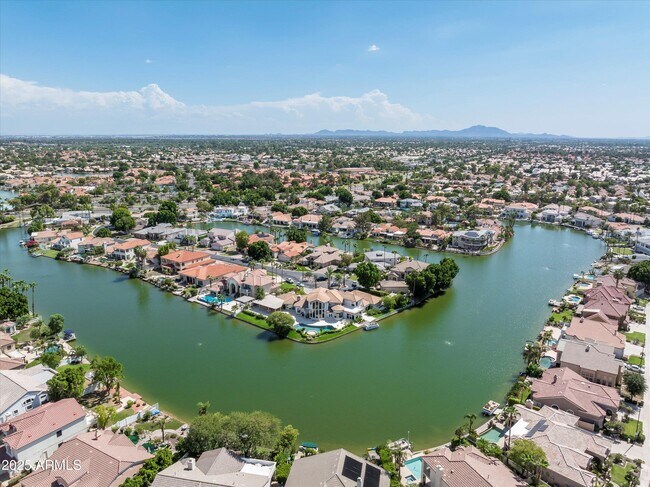 Building Photo - 1407 E Coral Cove Dr