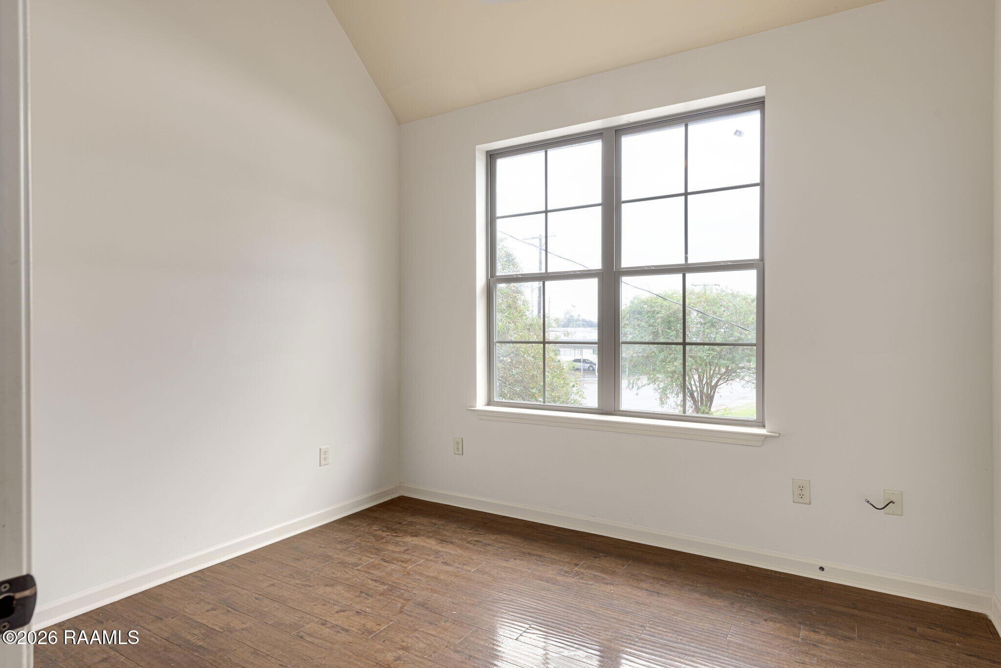 Bedroom1 - 1402 Jefferson St