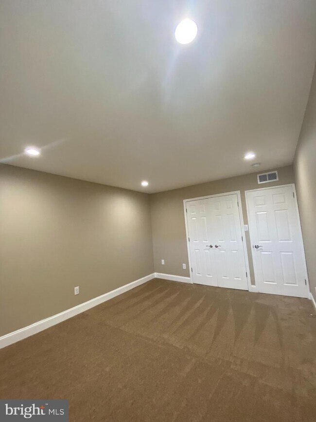 Building Photo - 7212 Donnell Pl