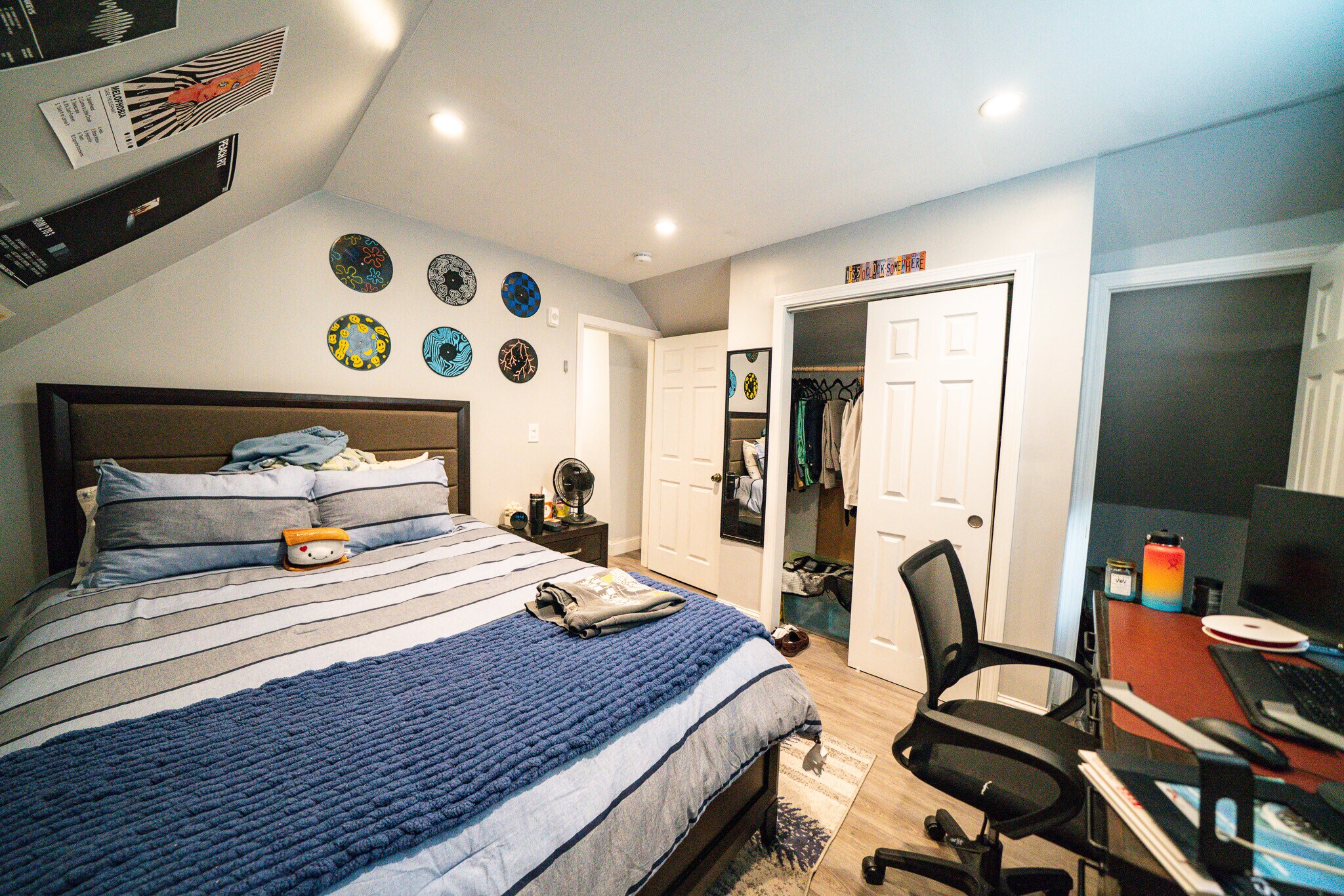 Building Photo - 137 Centre St