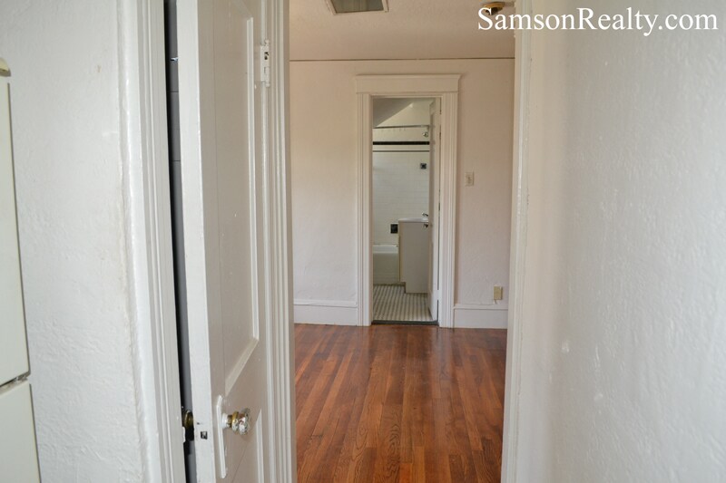 Building Photo - 257 Gano St
