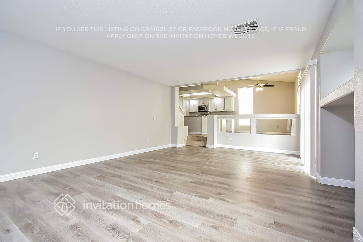 Building Photo - 8764 Country View Ave