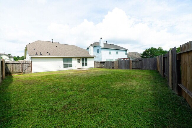 Building Photo - 1052 Windy Grove Ln
