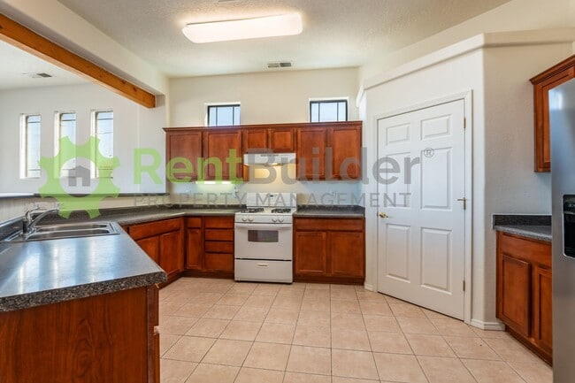 Building Photo - CALL US TODAY AT (505) 808-6467 TO SCHEDUL...