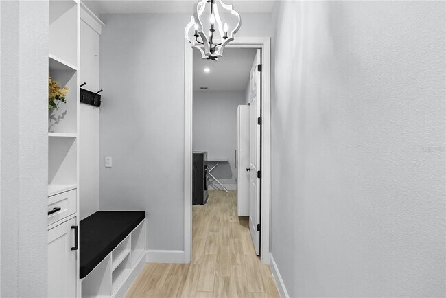 Building Photo - 3375 Buoy Cir