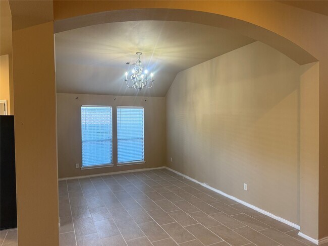 Building Photo - 4418 Long Creek Dr