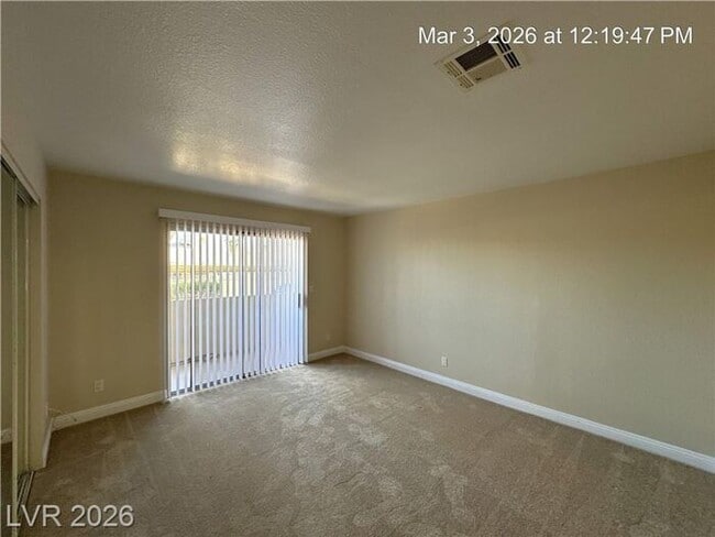 Building Photo - Adorable condo with great usage of space