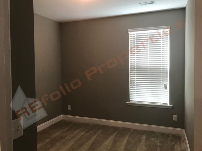 Building Photo - 4045 Reunion Creek Pkwy