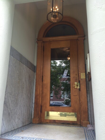 Marble Entry custom Oak door - 1303 Division Ave