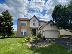 Building Photo - Spacious 3-Bed, 2.5-Bath Home in Desirable...