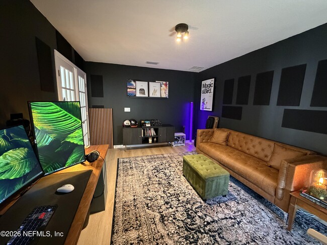 Building Photo - 4014 Cedar Bluff Ln