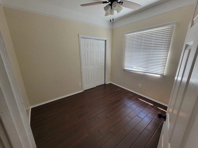 Building Photo - 705 Aster