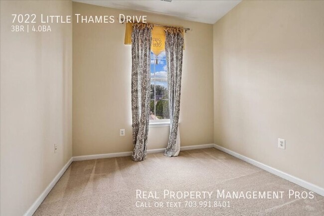 Building Photo - 7022 Little Thames Drive