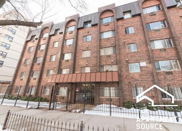 Building Photo - 5820 N Sheridan Rd