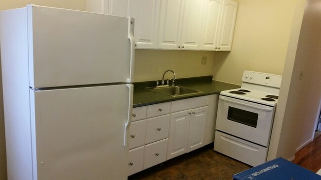 Building Photo - The Niche at Maple Gardens