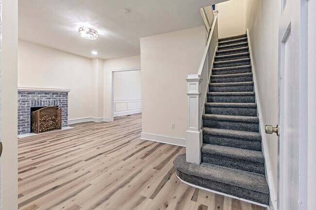 Building Photo - 3 bedroom, 1.5 bath, newly renovated home in Wilmington, DE