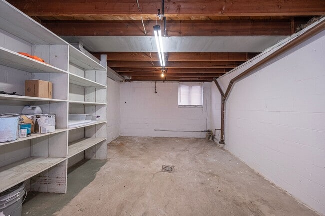 Building Photo - Beautiful 3 Bedroom Home in Franklin Regional School District