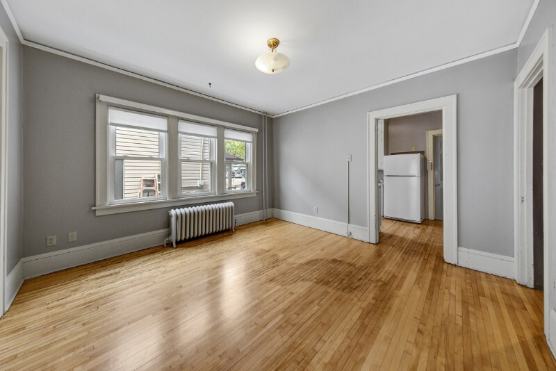 Building Photo - 24 6th St NW