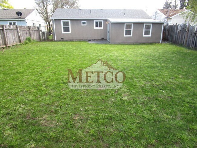 Building Photo - Charming 3 bedroom home in Cottage Grove