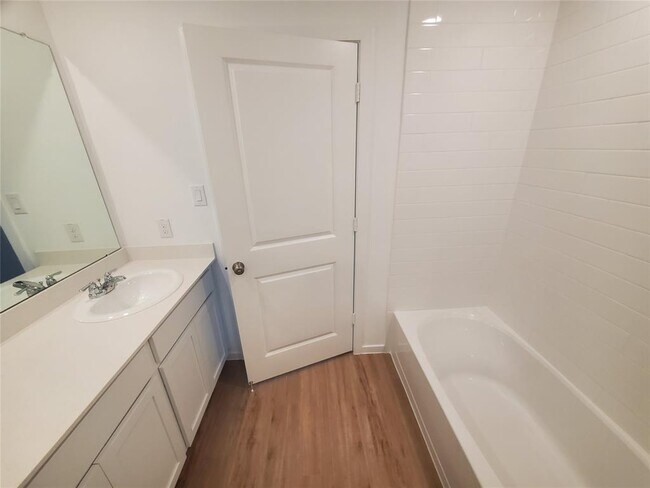 Building Photo - 3115 Savannah Rose Dr