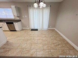 Building Photo - 6210 Aragon Village