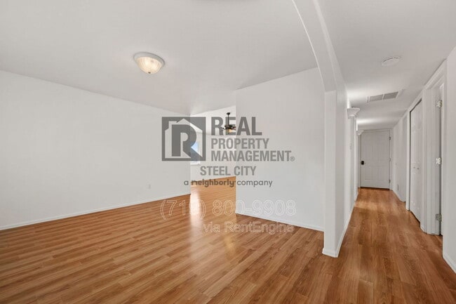 Building Photo - 842 Edna Way