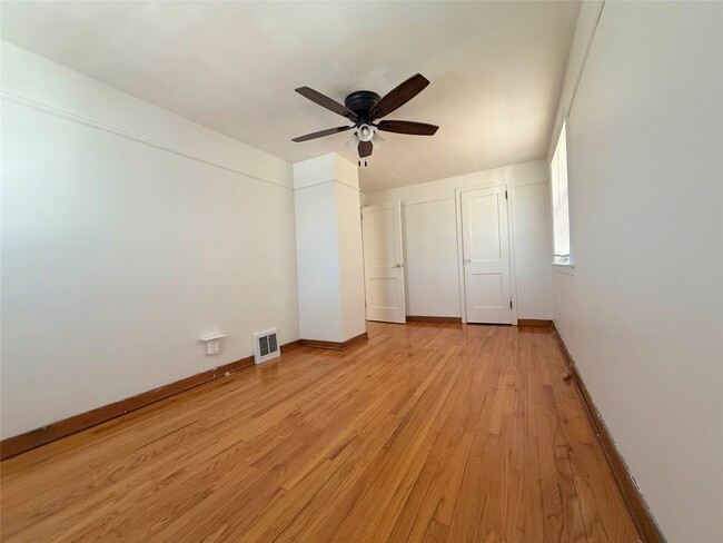 Building Photo - 2703 Watson Blvd