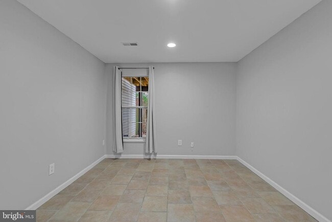 Building Photo - 20523 Ashley Terrace