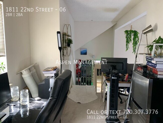 Building Photo - 1811 22nd St