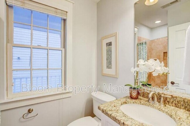 Building Photo - 50 Morris St