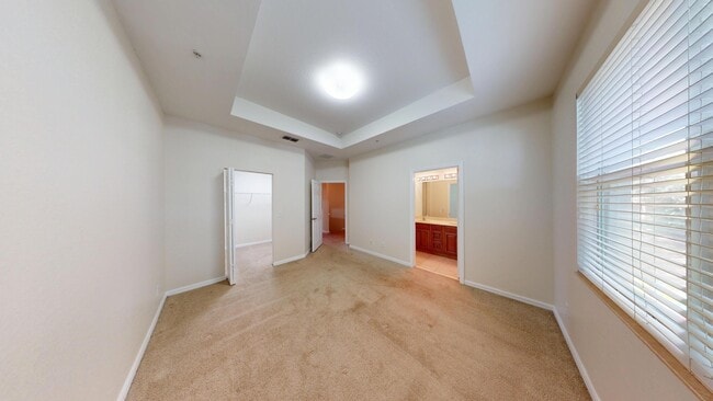 Building Photo - 831 Pipers Cay Dr