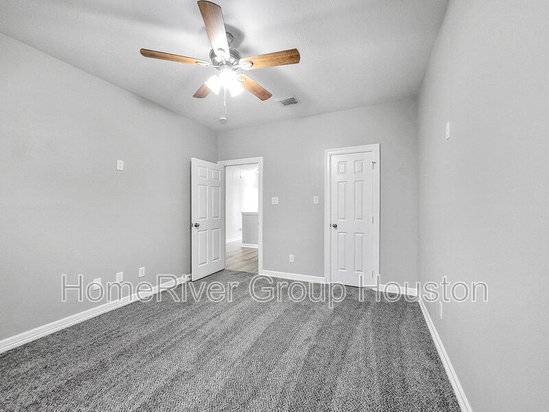 Building Photo - 12506 Panther Pl Dr