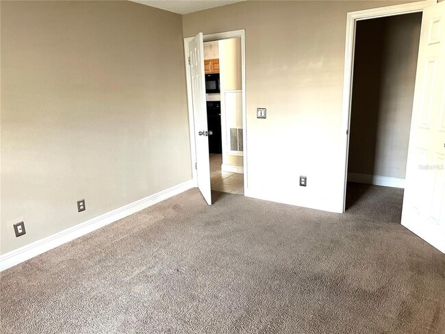 Building Photo - 1057 S Hiawassee Rd