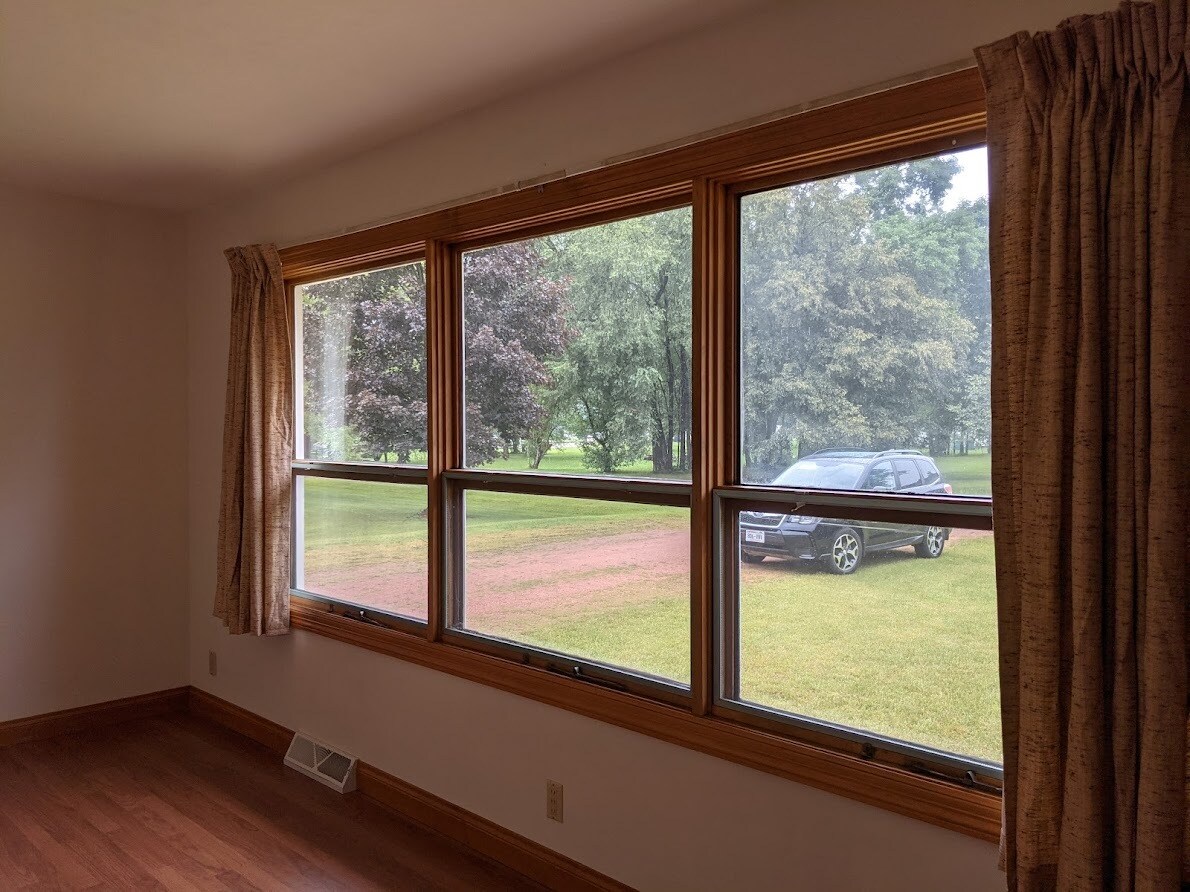 Living room windows - 705 Taylor St
