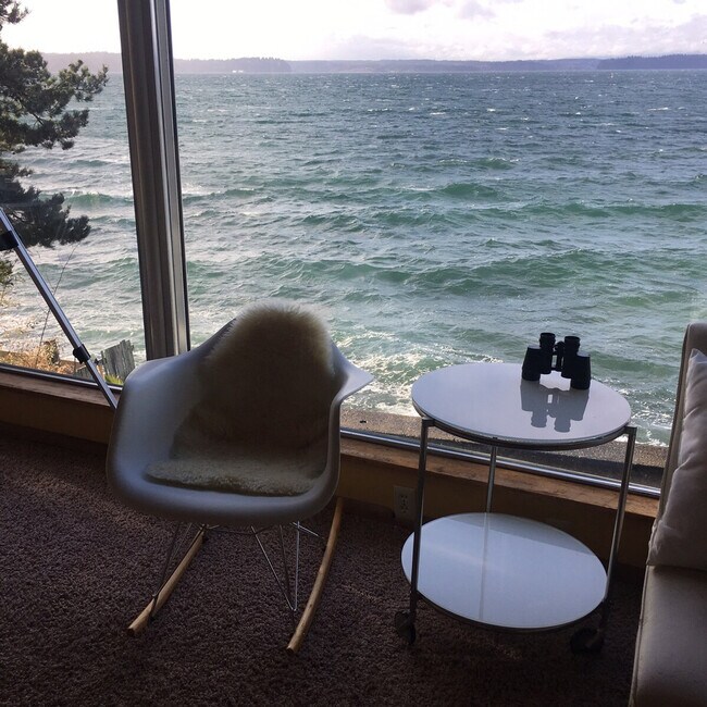 Building Photo - 4905 SW Othello St