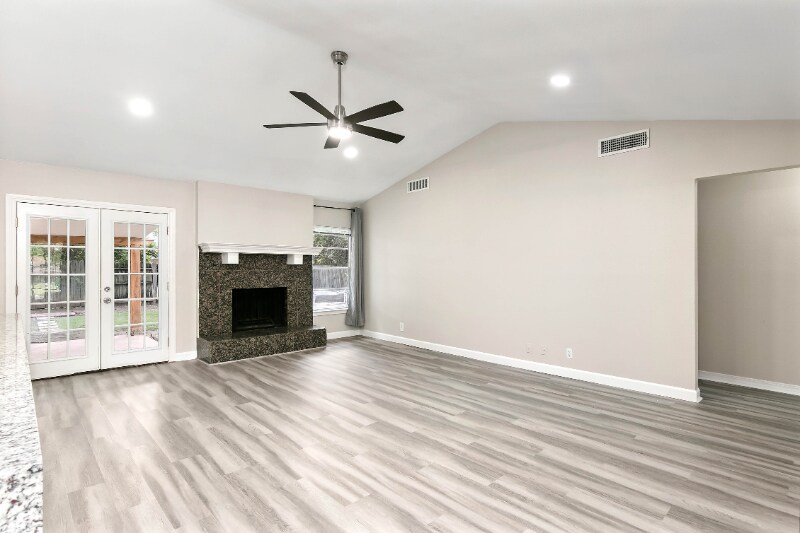 Building Photo - 11818 Gravetree St